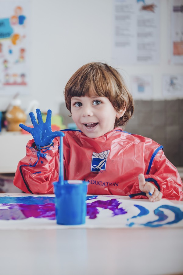 Trilingual education from a very young age Image